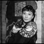 Анна Мэй Вонг, первая добившаяся известности голливудская киноактриса китайского происхождения.
